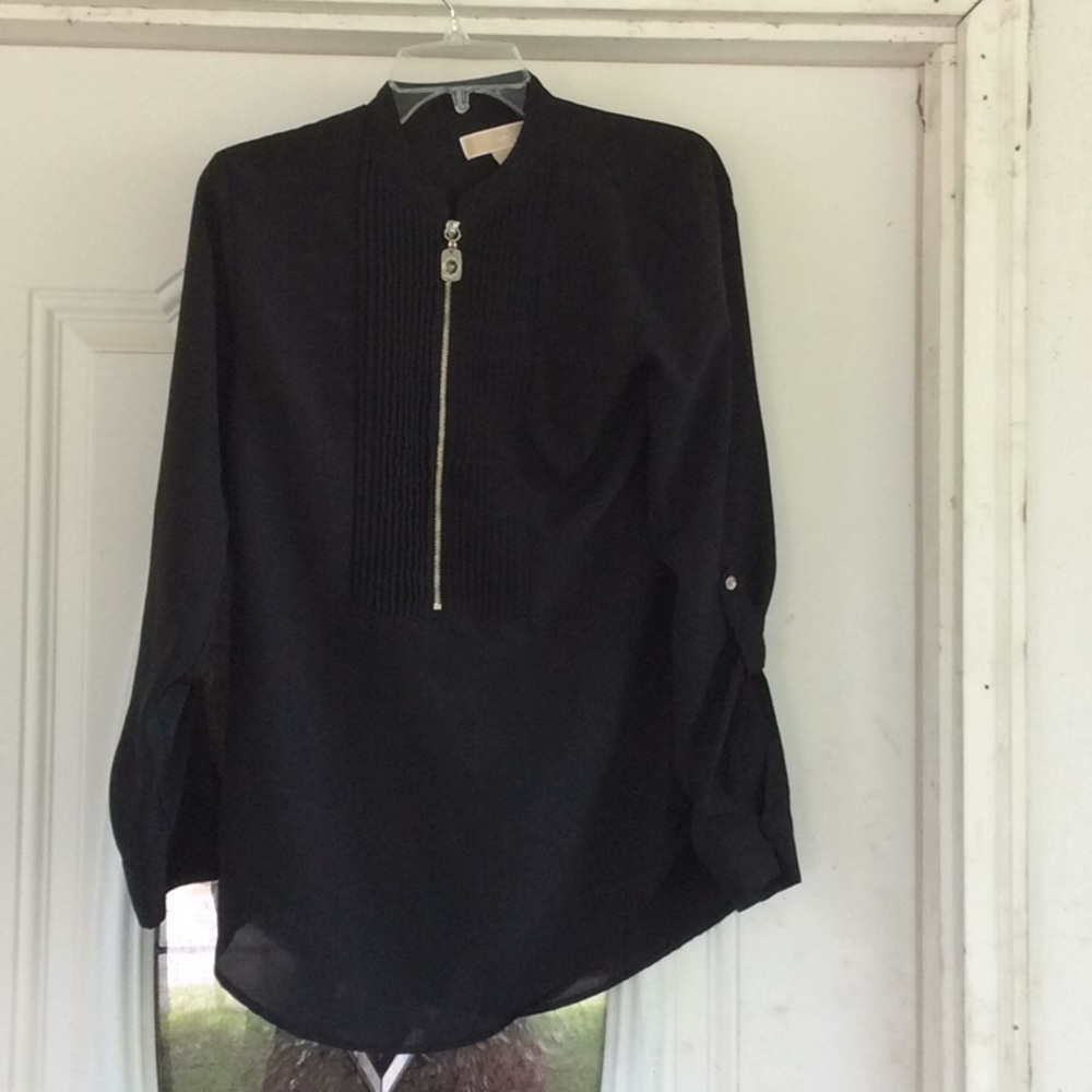 Michael kores size small